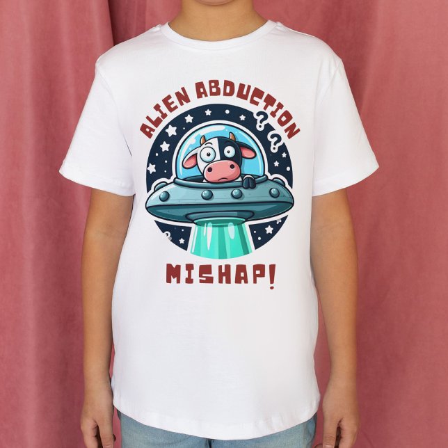 Alien Abduction Mishap Tecknad Funny Cow T Shirt (Skapare uppladdad)