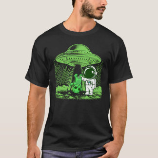 Alien Abduction with Tecknad Astronaut T Shirt
