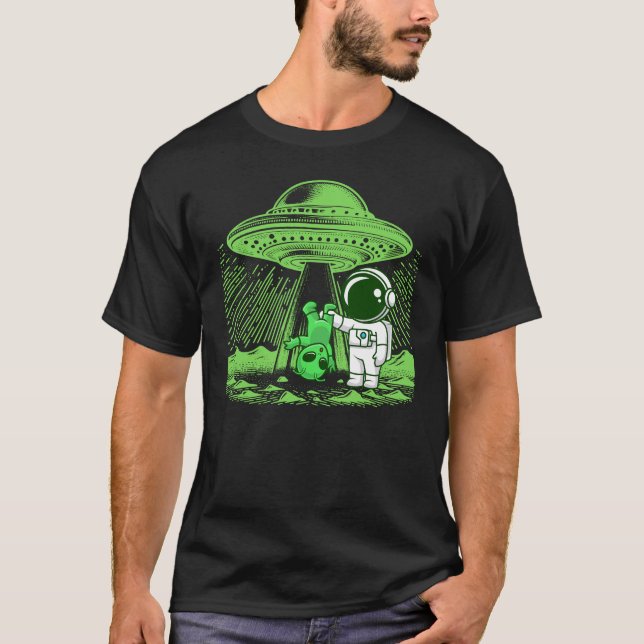 Alien Abduction with Tecknad Astronaut T Shirt (Framsida)