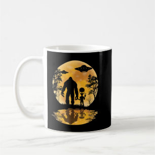 Alien Bigfoot Måne Sasquatch UFO Extraterrestrial Kaffemugg