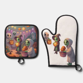 Alien Feast | Weird Sci-Fi Christmas Art