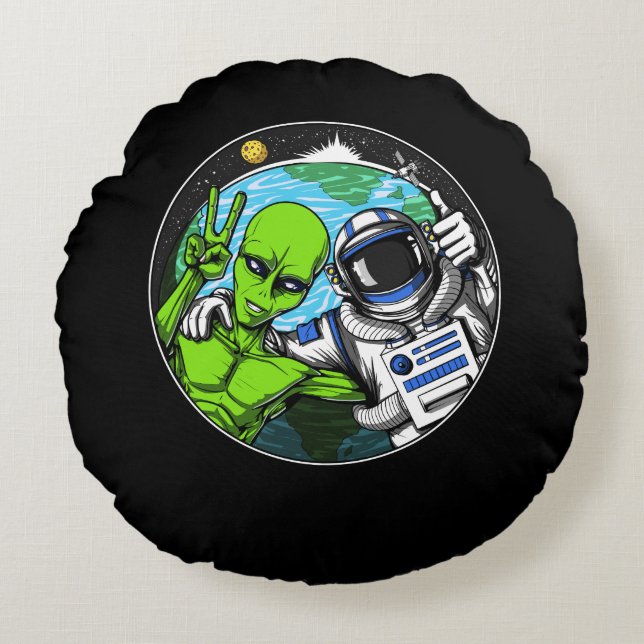 Alien Fredstecken Space Astronaut Rund Kudde (Framsidan)