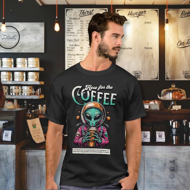 Alien här för kaffet t shirt (Skapare uppladdad)
