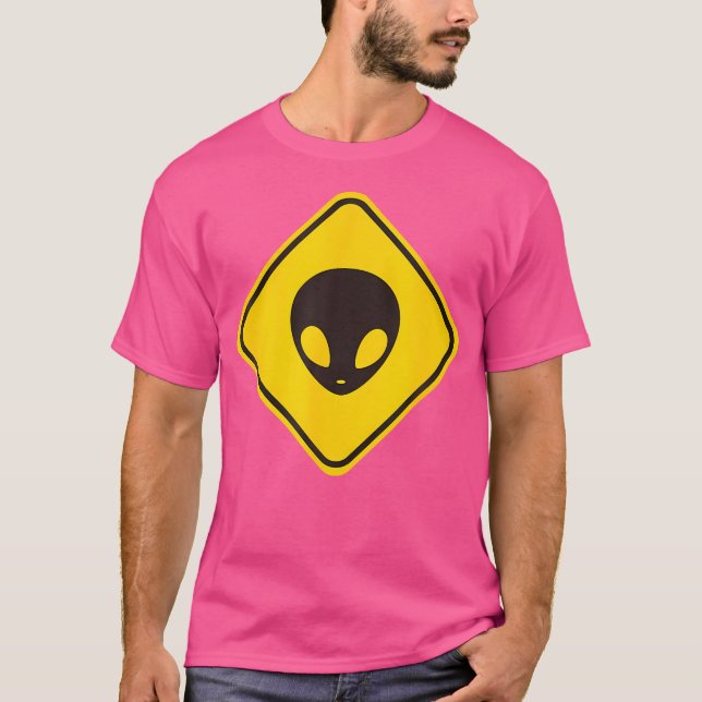 Alien Head Ufo. Universell T Shirt (Framsida)