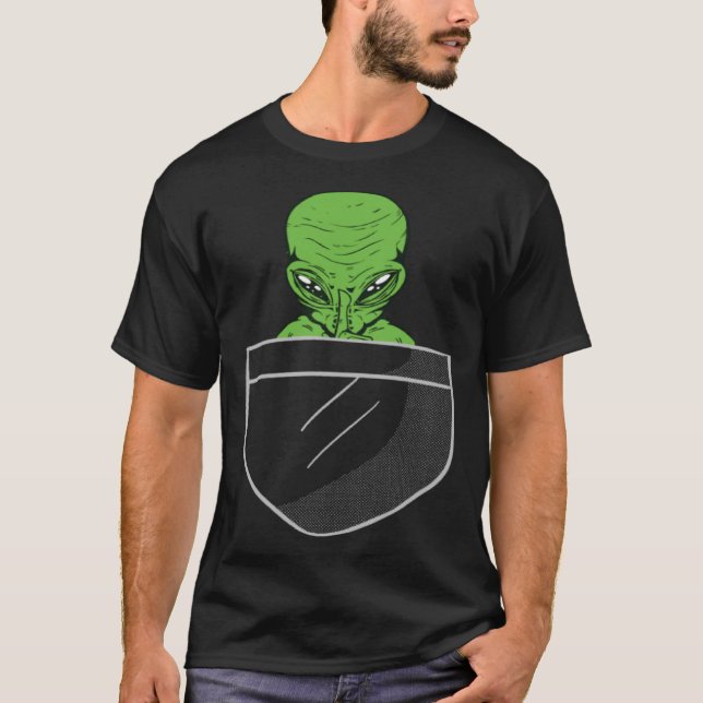 Alien i Pocket Ufo Space utomlands T Shirt (Framsida)