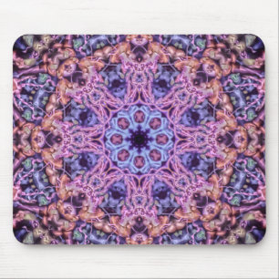 Alien Lila Psychedelic Kaleidoscopic Mandala Musmatta