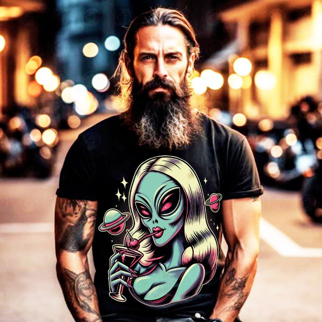 Alien Pin-up T Shirt (Skapare uppladdad)