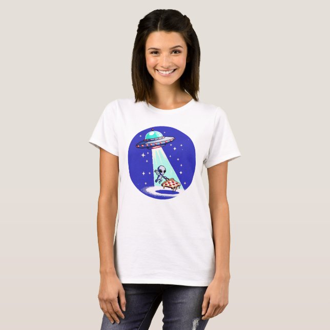 Alien Pizza Abduction - Funny Pixel Art UFO Design T Shirt (Hel framsida)