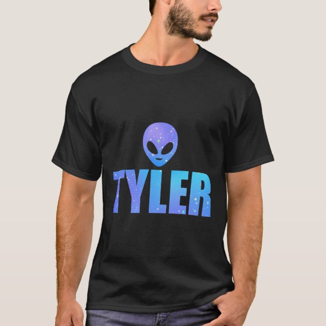 Alien Raid Tyler Funny Meme Group T Shirt (Framsida)