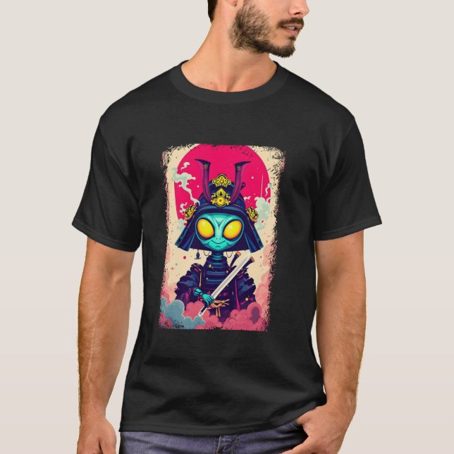 Alien Samurai T-shirt Japansk Sci-Fi Design Kläder (Framsida)
