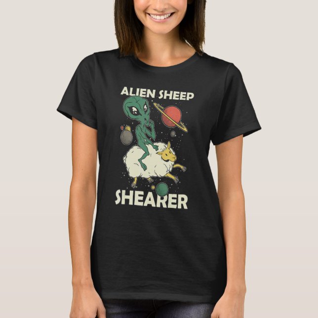 Alien Sheep Shearer Sheep Shearer T Shirt (Framsida)