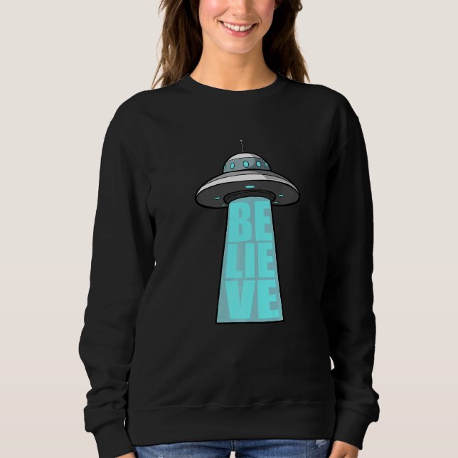 Alien UFO Believe  T Shirt (Framsida)
