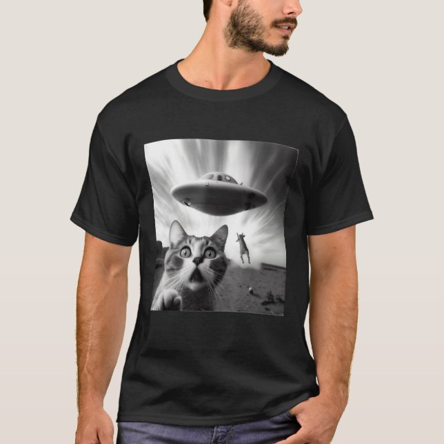 Alien UFO  Cat T Shirt (Framsida)