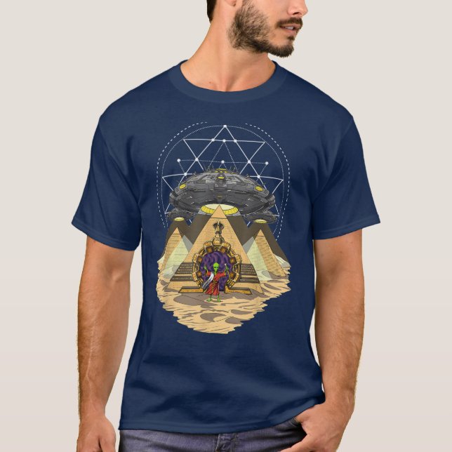 Alien UFO Pyramid Ancient T Shirt (Framsida)