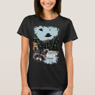 Alien UFO Raccoon Lovers Extraterrestrial Encounte T Shirt