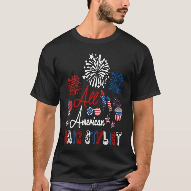 All American Hair Stylist Proud American Flag Fire T Shirt (Framsida)