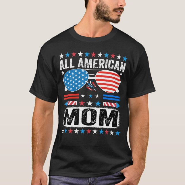 All American Mom  Patriotic USA Mama T shirt (Framsida)