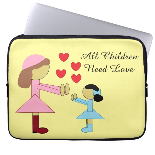 All Children Need Love:  Light Yellow Laptop Fodral (Framsidan)