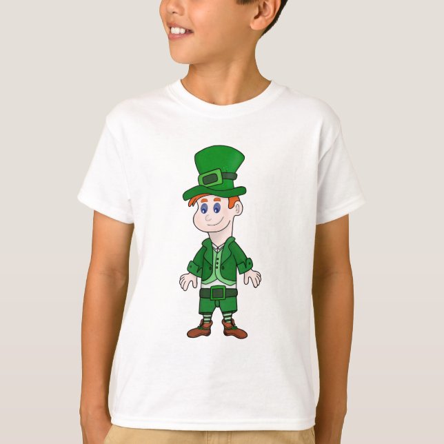 All in green for luck t shirt (Framsida)