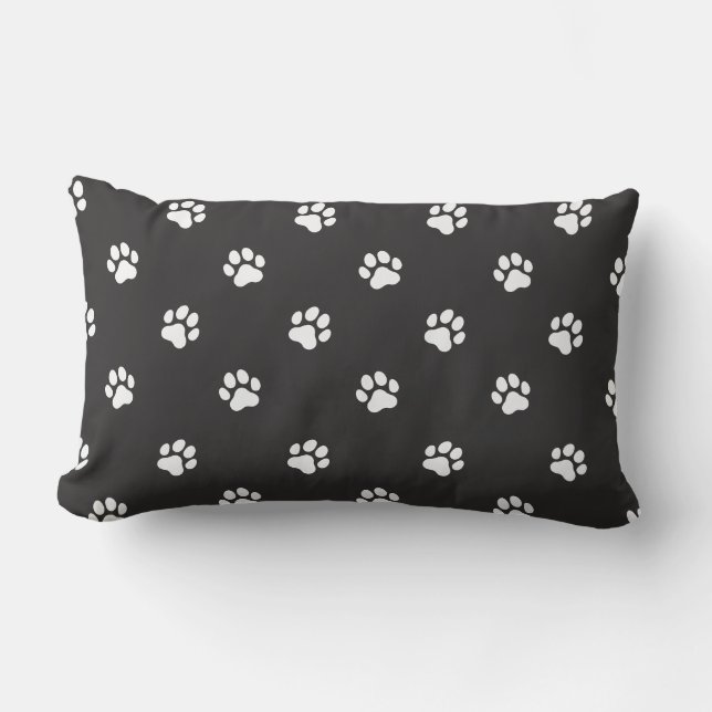 All Over Animal Paw Print Black Lumbarkudde (Framsida)