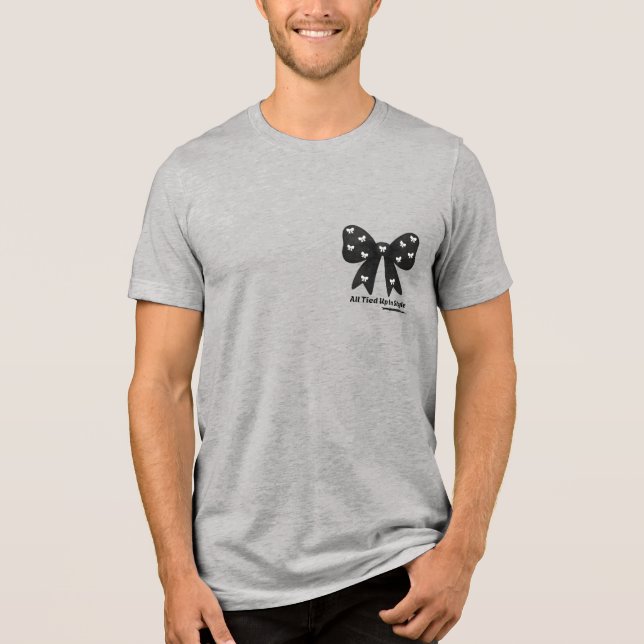 All Tied Up In Style – Chic Minimalist Bow T-Shirt (Framsida)