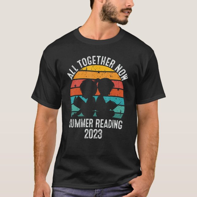 All Together Now Summer Reading 2023 Rainbow Hand  T Shirt (Framsida)