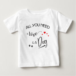 All-you-need-is-Kärlek-and-a-Hund! Grafik Tee Shirt