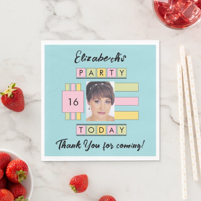 Alla åldrar, lägg till bild namn-födelsedagsfester pappersservett (Insitu)