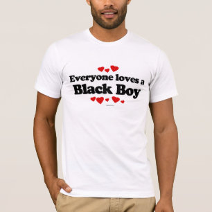 Alla älskar en svart pojke tee shirt