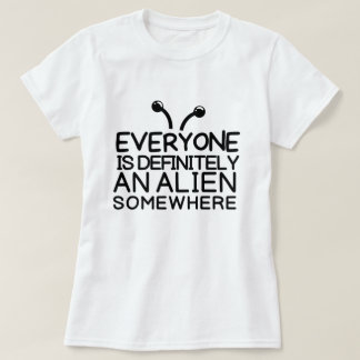 Alla är utomjordingar i T-Shirt