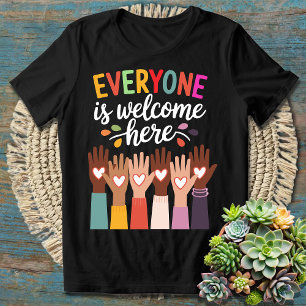 Alla är välkomna hit t shirt