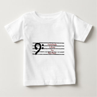 Alla följer den bas- spelare t shirt