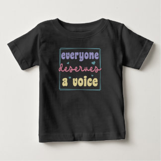 Alla förtjänar en röst t shirt