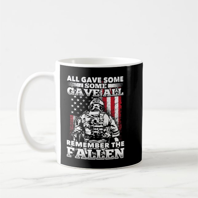 Alla gav lite Flagga Veteran Memorial. Kaffemugg (Vänster)