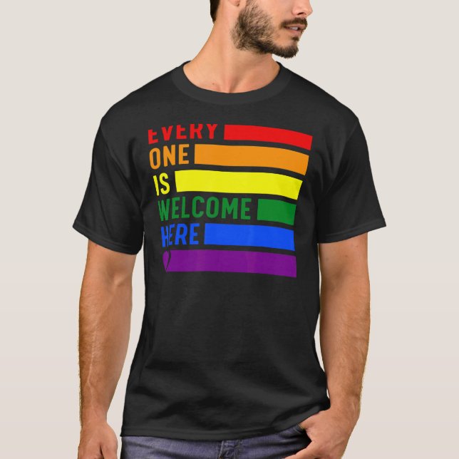 Alla här välkomnar Rainbow Lgbtq Pride Tran T Shirt (Framsida)