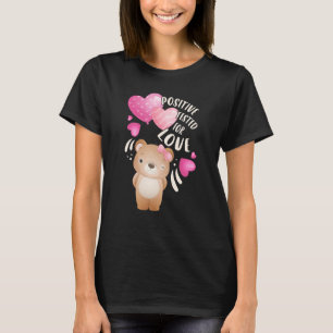 Alla hjärtans dag björnflicka med hjärtan t shirt