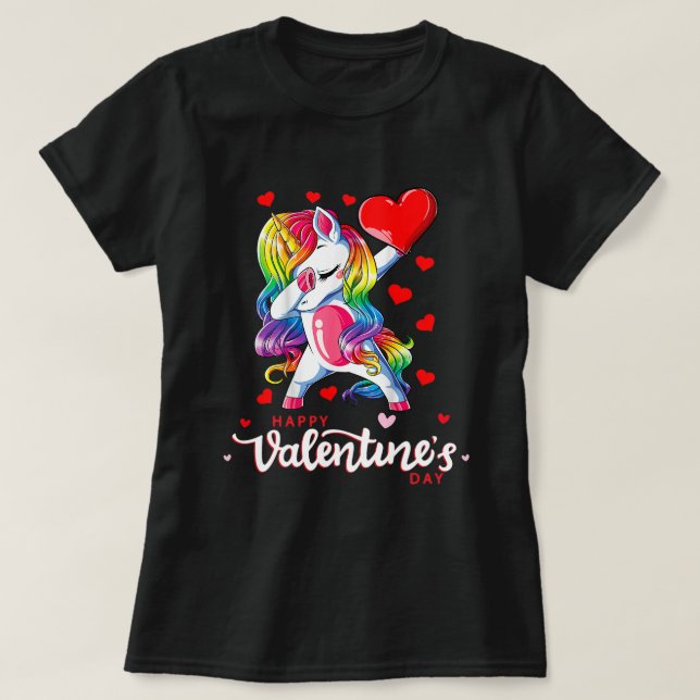 Alla hjärtans dag Dabbing Unicorn Heart Rainbow T Shirt (Design framsida)