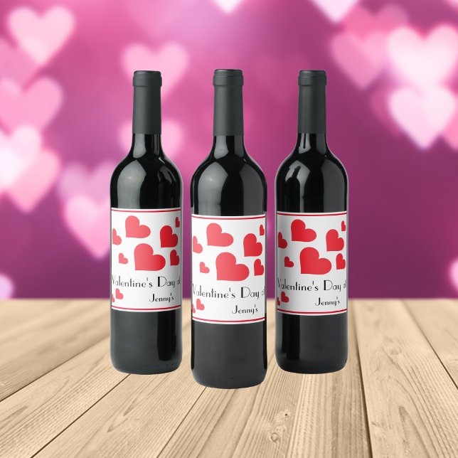 Alla hjärtans dag Personlig Namn Cute Red Hearts Vinflaska Etikett (Happy Valentines Day Wine Bottle Labels.)