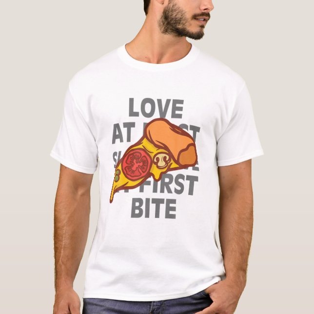 Alla hjärtans dag Pizza Kärlek vid första segmente T Shirt (Framsida)