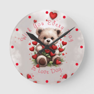 Alla hjärtans dag Söt teddy med röda rosor & hjärt Rund Klocka