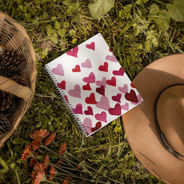 Alla hjärtans dag - vattenfärgshjärtor - rosa anteckningsbok (Skapare uppladdad)