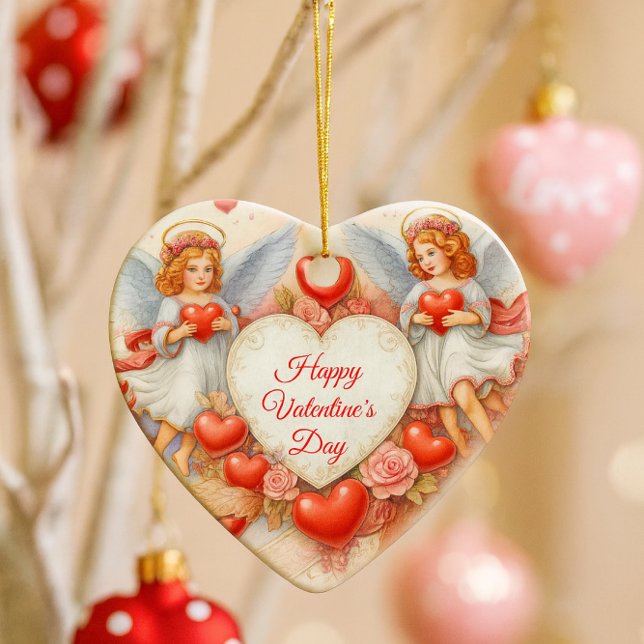 Alla hjärtans dags kärleks cherub-änglar  julgransprydnad keramik (Vintage cherubs and roses adorn this heart ornament, glowing on a dreamy Valentine's Day tree.)
