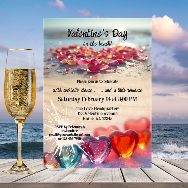 Alla hjärtans dags strandfest inbjudningar (Valentine's Day party invitation featuring flower petals and hearts on the beach)