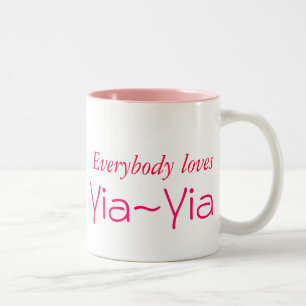 Alla kärlekar, Yia~Yia Två-Tonad Mugg