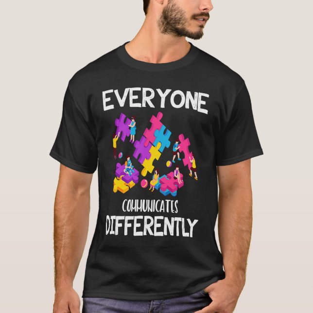 Alla kommunicerar olika autism Speciellt E T Shirt (Framsida)