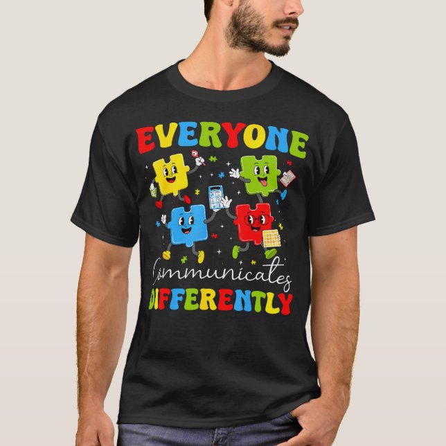 Alla Kommunicerar Olika Autism T Shirt (Framsida)