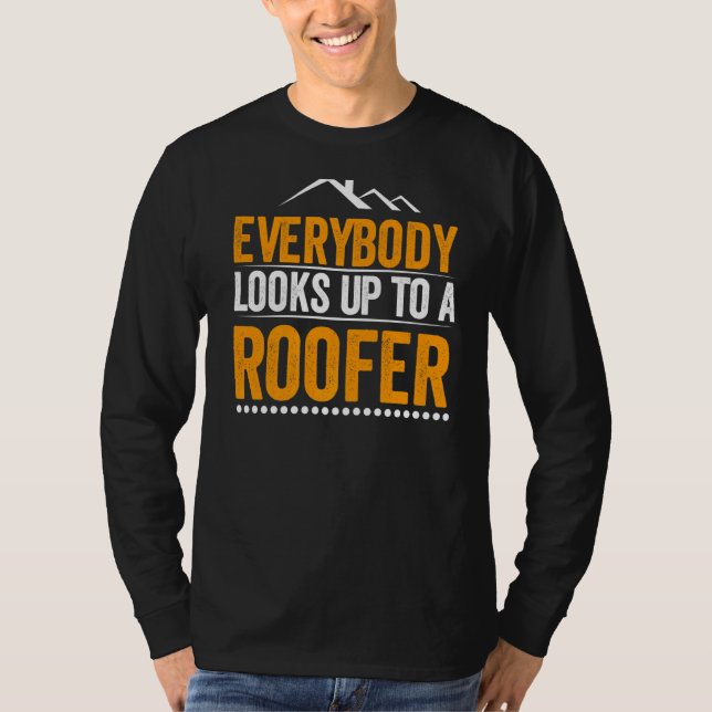 Alla letar upp en tak t shirt (Framsida)
