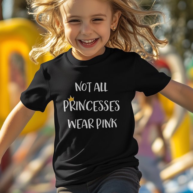 Alla tränar inte Bärans Rosa T Shirt (Especially designed for princesses that are born to save themselves. )