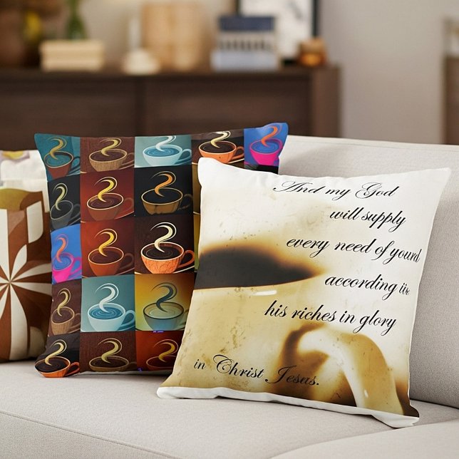 alla våra behov (Kaffee) Kudde (Skapare uppladdad)