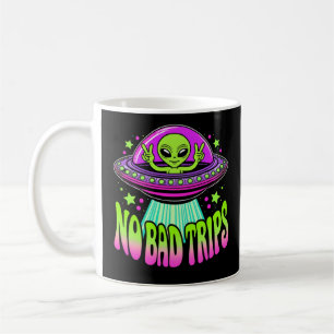 Allen i en flygande tallrik kaffemugg